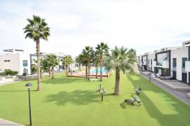 FANTASTISCHE ZOLDER ONDER DE BUITENRUIMTE