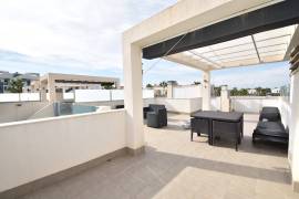 FANTASTISCHE ZOLDER ONDER DE BUITENRUIMTE