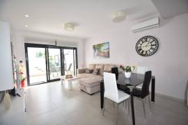 FANTASTISCHE ZOLDER ONDER DE BUITENRUIMTE