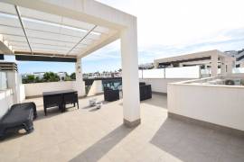 FANTASTISCHE ZOLDER ONDER DE BUITENRUIMTE