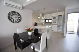 FANTASTISCHE ZOLDER ONDER DE BUITENRUIMTE