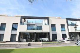 FANTASTISCHE ZOLDER ONDER DE BUITENRUIMTE