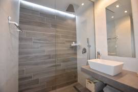 FANTASTISCHE ZOLDER ONDER DE BUITENRUIMTE