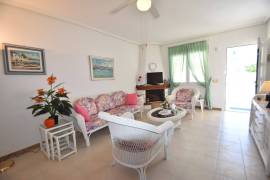 FANTÁSTICA Y ESPACIOSA CASA ADOSADA CON GARAJE Y APARTAMENTO DE INVITADOS FANTÁSTICA Y ESPACIOSA CASA ADOSADA CON GARAJE Y APARTAMENTO DE INVITADOS