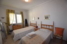 FANTÁSTICA Y ESPACIOSA CASA ADOSADA CON GARAJE Y APARTAMENTO DE INVITADOS FANTÁSTICA Y ESPACIOSA CASA ADOSADA CON GARAJE Y APARTAMENTO DE INVITADOS