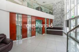Prime Location | 4 parking spaces | Furnished