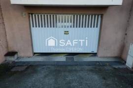 Place de parking en sous-sol dans une résidence fermée et sécurisée