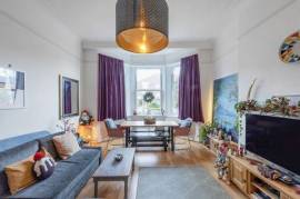 To Rent - Worple Road, Wimbledon, SW20 - £1,800 pcm    Tenancy Info