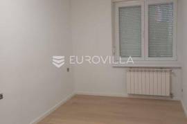 Zagreb, Šubićeva, beautiful newly renovated apartment/business space on the high ground floor, 82 m2