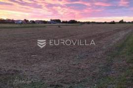 Varaždin, Hrašćica, building land with a total area of 622 m²