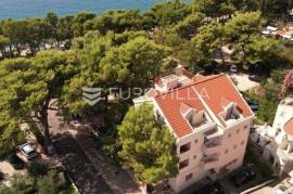 Tučepi, Premium Residential-Commercial Building 50m from Beach, Excellent Investment