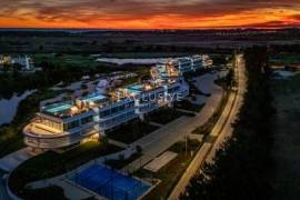 For sale luxury 3 Bedroom contemporary penthouse in Vilamoura with golf and ocean views