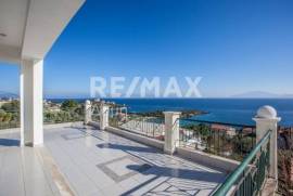 House 210 sq.m for sale