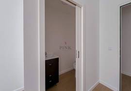 Plaza Madeira – Modern Office for Sale or Lease