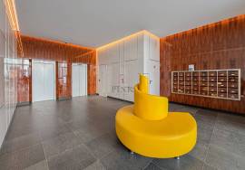 Plaza Madeira – Modern Office for Sale or Lease