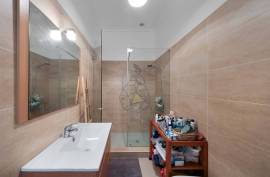 Renovated 3 Bedroom Villa located in the city center of Portimão