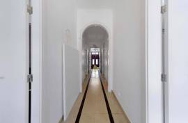 Renovated 3 Bedroom Villa located in the city center of Portimão