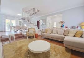 3 Bedroom Villa and M Condominium with Pool for Annual Rent in Alvor 3 Bedroom Villa and M Condominium with Pool for Annual Rent in Alvor