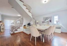 3 Bedroom Villa and M Condominium with Pool for Annual Rent in Alvor 3 Bedroom Villa and M Condominium with Pool for Annual Rent in Alvor