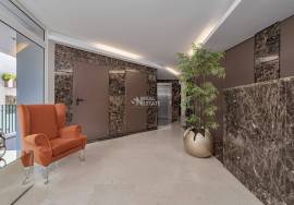 2 bedroom apartment with pool | Leasehold | Funchal City Centre