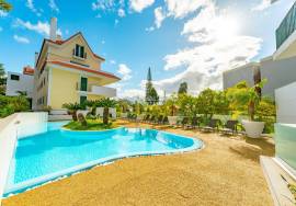 2 bedroom apartment with pool | Leasehold | Funchal City Centre