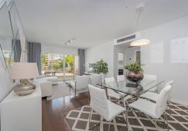 2 bedroom apartment with pool | Leasehold | Funchal City Centre