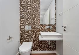 2 bedroom apartment with pool | Leasehold | Funchal City Centre