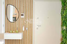 Leasehold | 2 Bedroom Apartment | Swimming Pool | Center | Funchal View | Madeira Island |