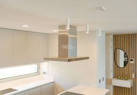 Leasehold | 2 Bedroom Apartment | Swimming Pool | Center | Funchal View | Madeira Island |