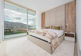 Leasehold | 2 Bedroom Apartment | Swimming Pool | Center | Funchal View | Madeira Island |