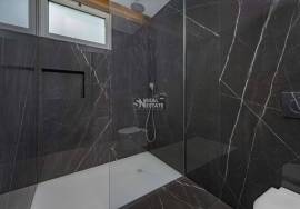 Leasehold | 2 Bedroom Apartment | Swimming Pool | Center | Funchal View | Madeira Island |