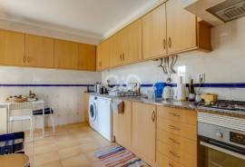 TOP FLOOR APARTMENT CENTRAL LAGOS TOP FLOOR APARTMENT CENTRAL LAGOS