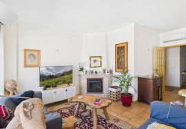 TOP FLOOR APARTMENT CENTRAL LAGOS TOP FLOOR APARTMENT CENTRAL LAGOS