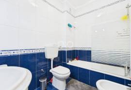 TOP FLOOR APARTMENT CENTRAL LAGOS TOP FLOOR APARTMENT CENTRAL LAGOS