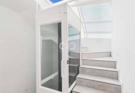 Newly built contemporary townhouse in Luz. Newly built contemporary townhouse in Luz.