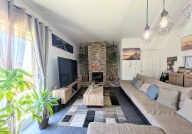 Detached 5 bedroom villa with pool and sauna - Fernão Ferro