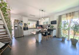 Detached 5 bedroom villa with pool and sauna - Fernão Ferro