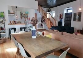 Charming Countryside Estate with Pool and 7562,60 m² of Land in Cadaval — A Peaceful Retreat with Great Potential in the Heart of Portugal’s Oeste Region Charming Countryside Estate with Pool and 7562,60 m² of Land in Cadaval — A Peaceful Retreat with Great Potential in the Heart of Portugal’s Oeste Region