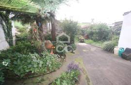 House with 4+2 Bedrooms - Fenais da Ajuda - Ribeira Grande