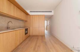 Lisbon - Principe Real and Liberdade magnificent T1 completely renovated with 22m2 of terraces