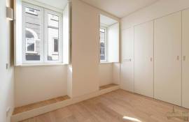 Lisbon - Principe Real and Liberdade magnificent T1 completely renovated with 22m2 of terraces