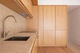 Lisbon - Principe Real and Liberdade magnificent T1 completely renovated with 22m2 of terraces