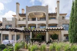 Luxury 2-Bedroom Ground Floor Apartment with Terrace and Premium Finishes Luxury 2-Bedroom Ground Floor Apartment with Terrace and Premium Finishes