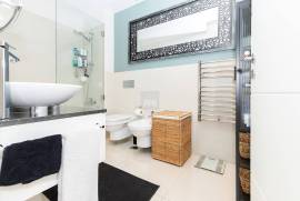 Luxury 2-Bedroom Ground Floor Apartment with Terrace and Premium Finishes Luxury 2-Bedroom Ground Floor Apartment with Terrace and Premium Finishes