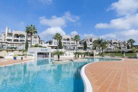 Luxury 2-Bedroom Ground Floor Apartment with Terrace and Premium Finishes Luxury 2-Bedroom Ground Floor Apartment with Terrace and Premium Finishes