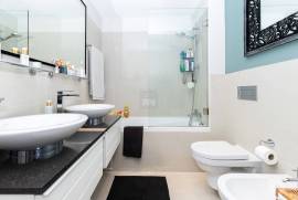 Luxury 2-Bedroom Ground Floor Apartment with Terrace and Premium Finishes Luxury 2-Bedroom Ground Floor Apartment with Terrace and Premium Finishes