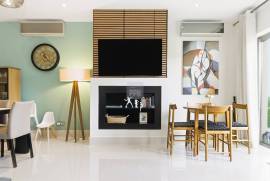 Luxury 2-Bedroom Ground Floor Apartment with Terrace and Premium Finishes Luxury 2-Bedroom Ground Floor Apartment with Terrace and Premium Finishes