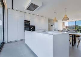 Luxury 3-Bedroom Apartment with Private Pool & Rooftop – The Creek, Vilamoura