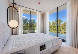 Luxury 3-Bedroom Apartment with Private Pool & Rooftop – The Creek, Vilamoura