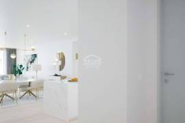 Fabulous Bay Apartments For Sale Fabulous Bay Apartments For Sale